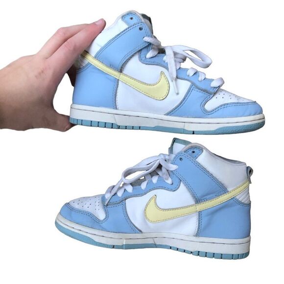 Vintage 2004 Wmns Dunk High 'White Blue' Size 6 - Picture 10 of 14